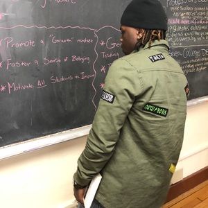 Meet your Posher, Gerald